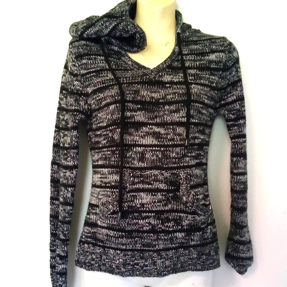 Ashley Tops - Nice hoodie